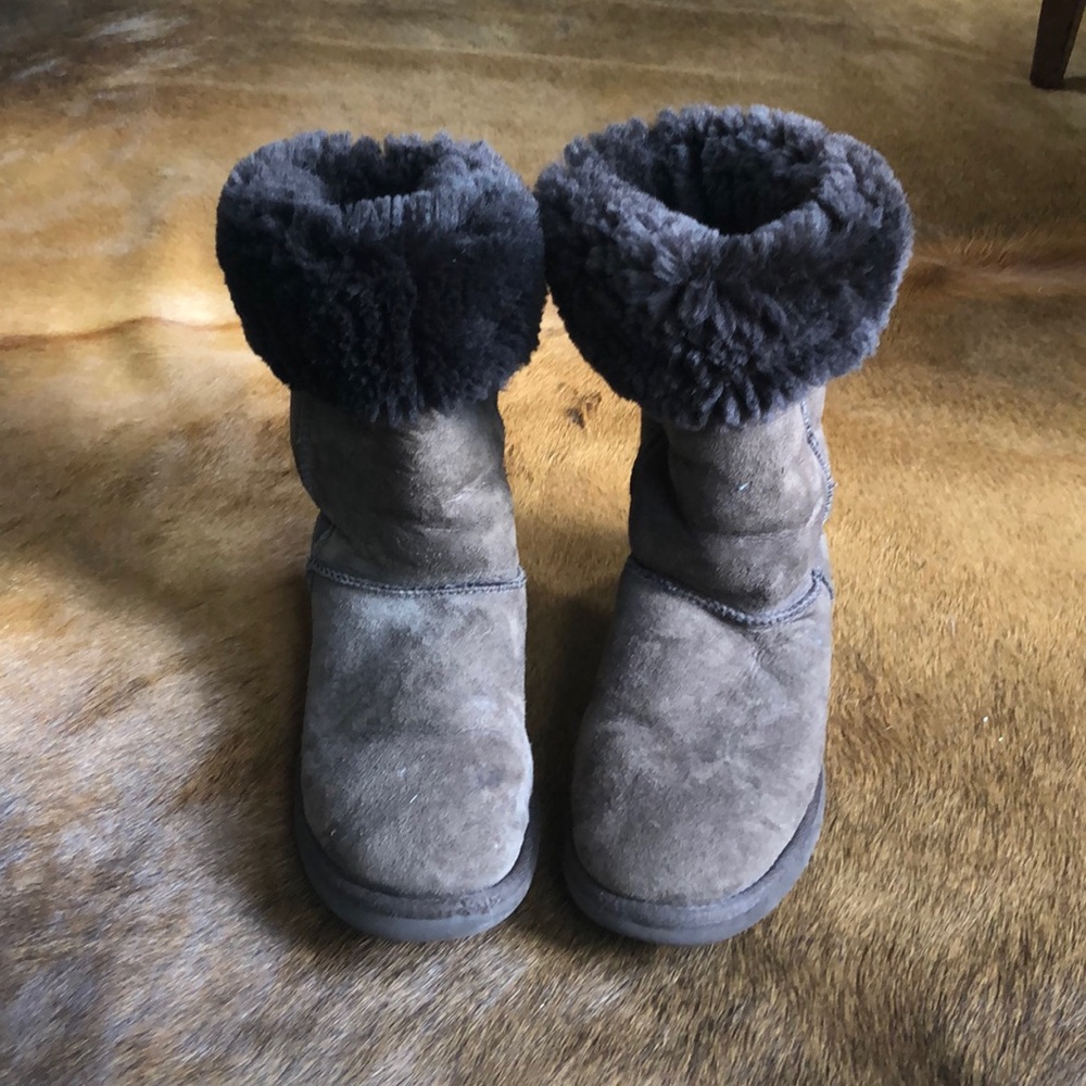 Ugg boots brown